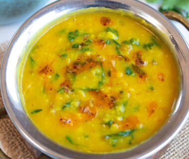 Dhaba Style Dal Palak Recipe